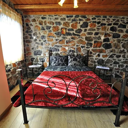 Pensjonat Aroma Elatis Agios Athanasios (Pella)